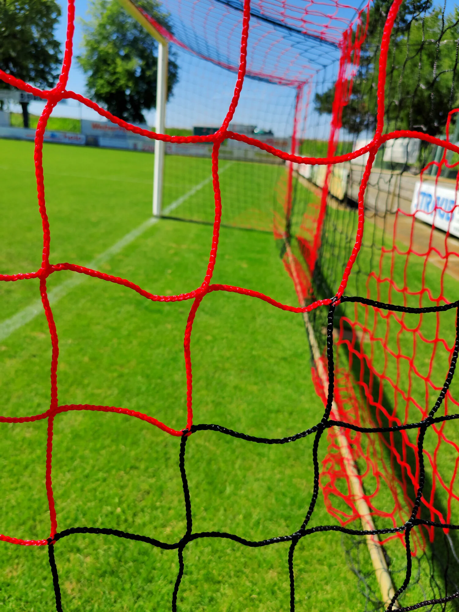 Powershot Fußballnetz - 11er Tor - Europäisch, 7,32 x 2,44 Meter - 4mm Schwarz/Rot - Image 6