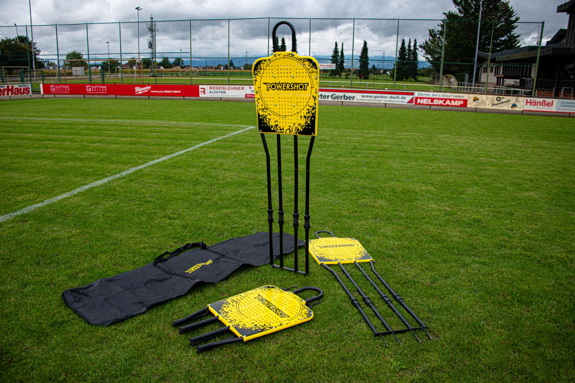 Powershot Freistoßmauer "Extra Strong" - 3er-Set Trainingsdummy - Zusammenklappbar - Image 7
