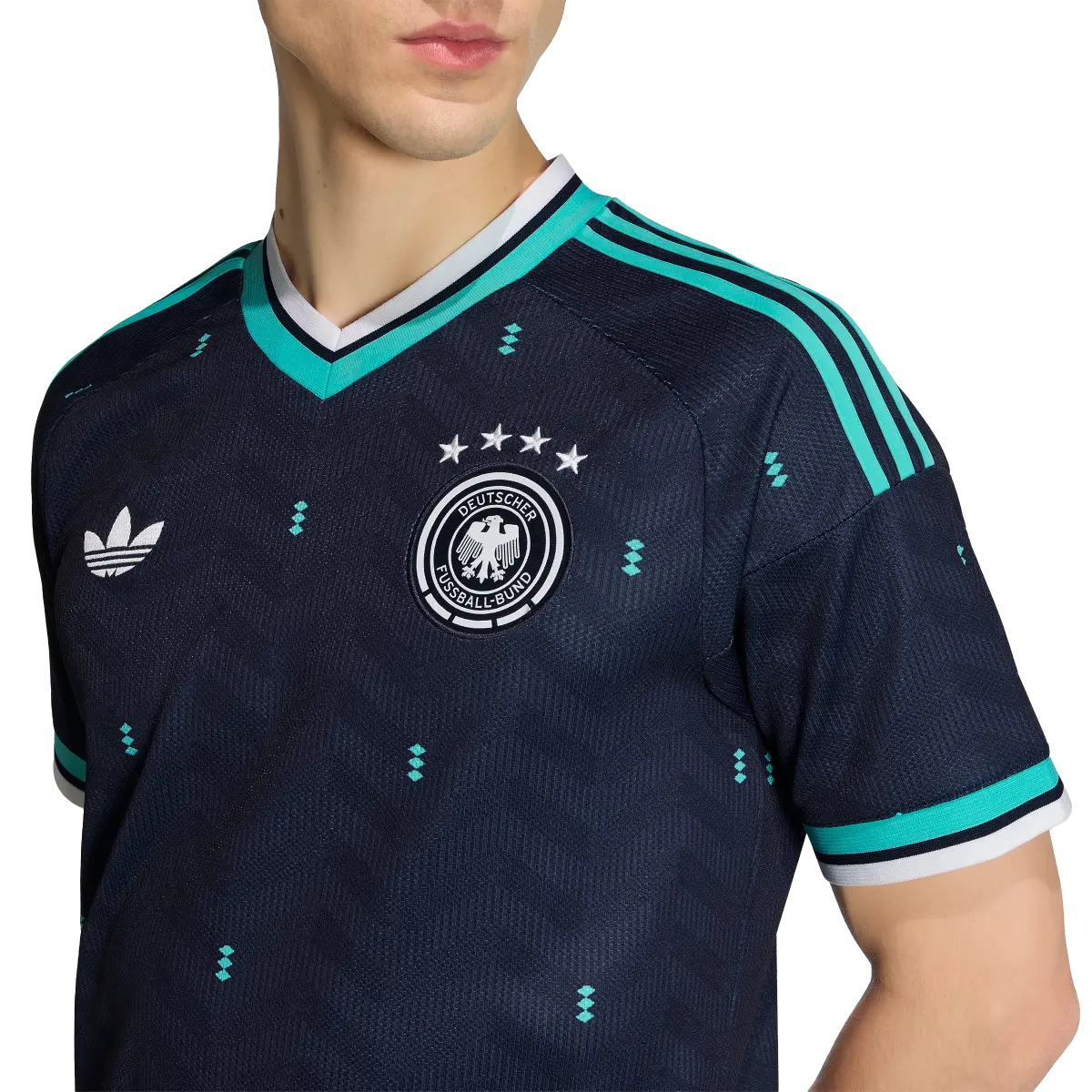 DFB Herrenfußballshirt Away Trikot, Auswärtstrikot mit Climacool für Spiel, Training und Fan Einsatz - Image 7