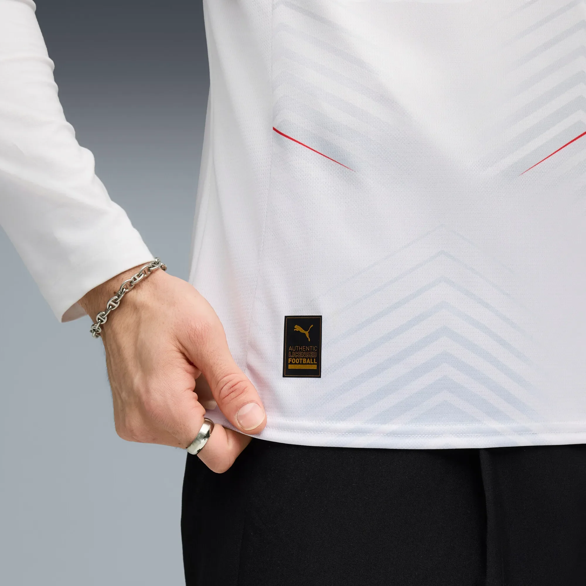 RB Leibzig Home Jersey 25/26 - Image 3