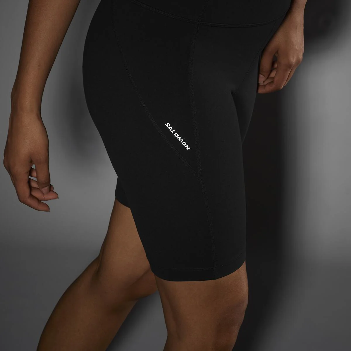 Salomon Damenshort Shakeout Bliss SHT Tight 8 W - Image 3