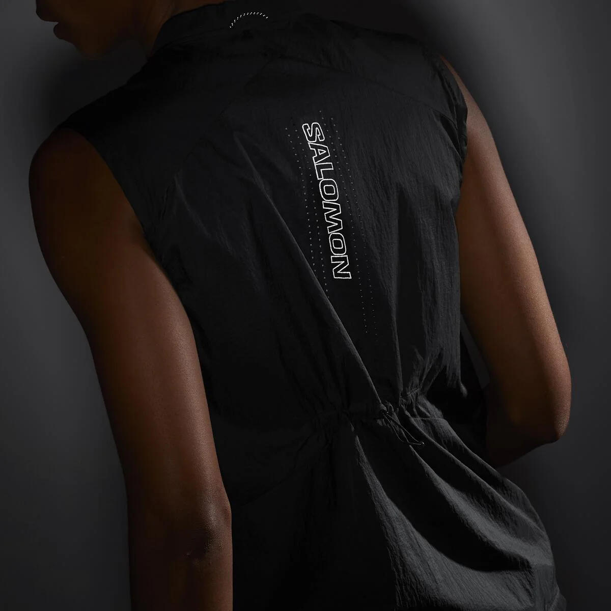 Salomon Damenweste Sense Aero Wind Vest - Image 10