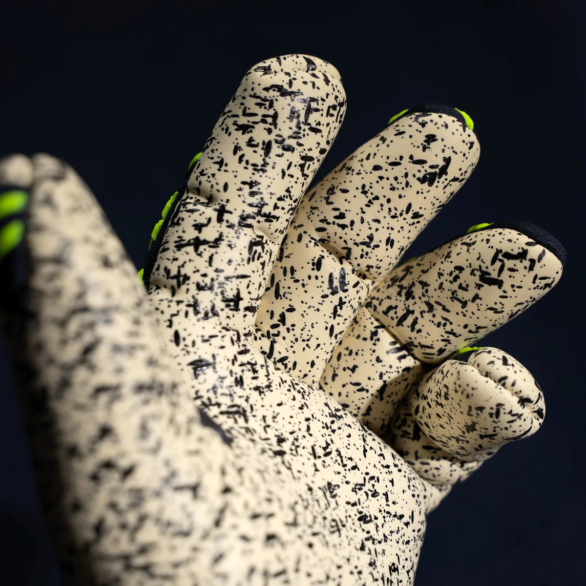 Uhlsport Torwarthandschuhe Prediction Supergrip + Finger Surround - Image 7