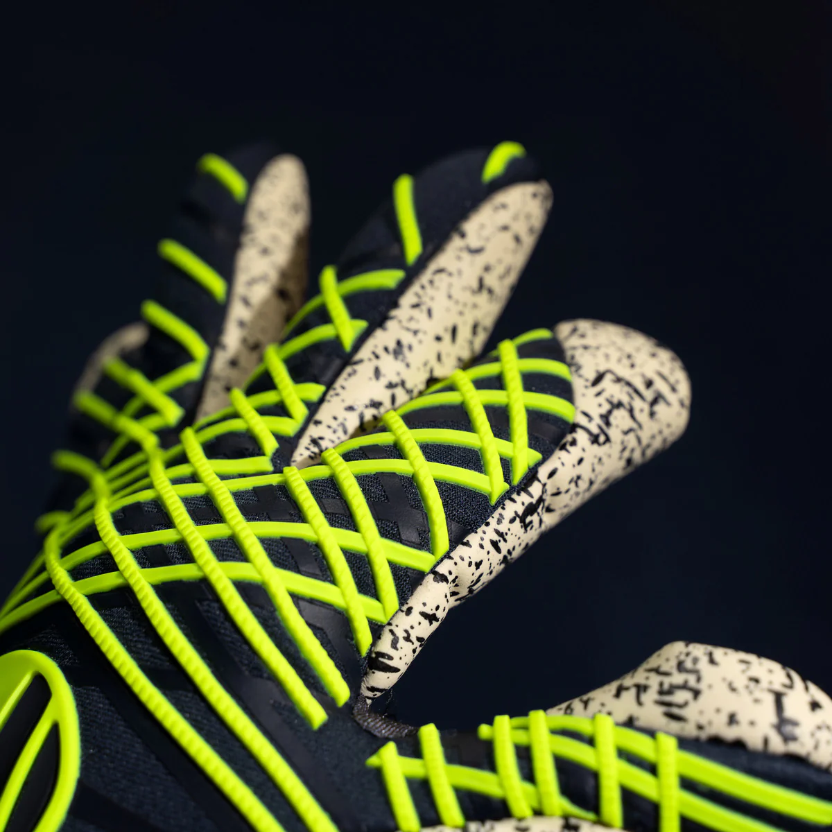 Uhlsport Torwarthandschuhe Prediction Supergrip + Finger Surround - Image 8