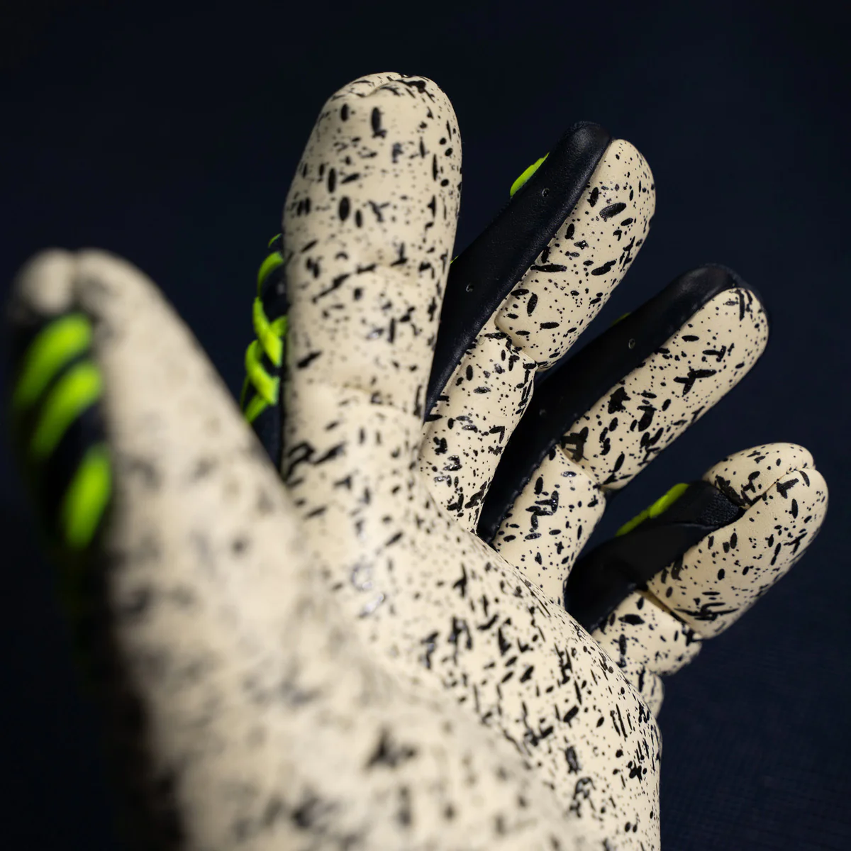 Uhlsport Torwarthandschuhe Prediction Supergrip HN - Image 7